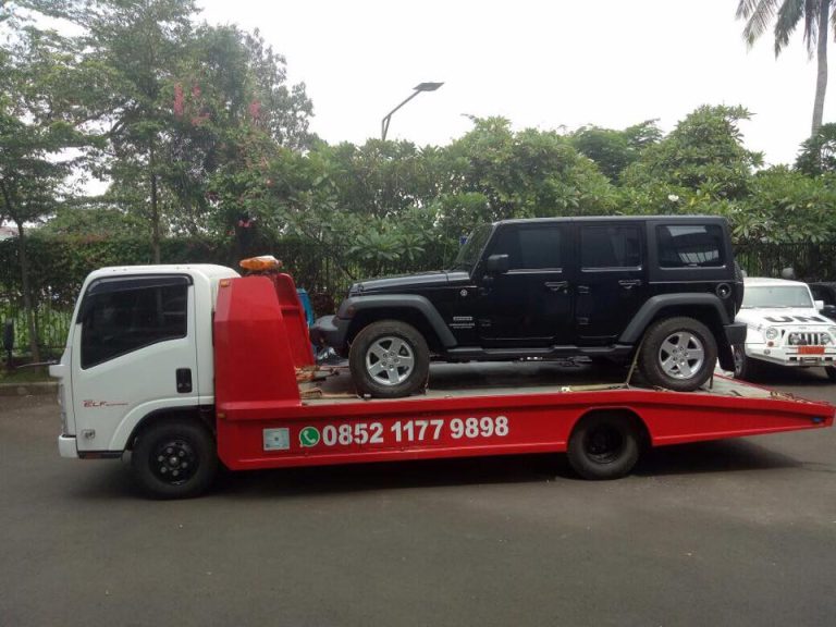 Rekomendasi Jasa Derek Mobil Beserta Biaya Towing Dan